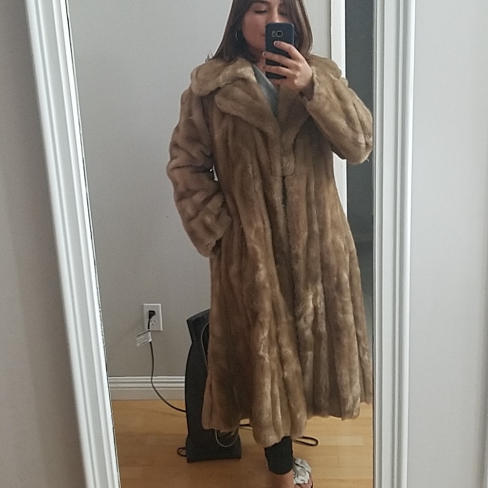 simulation fur coat
